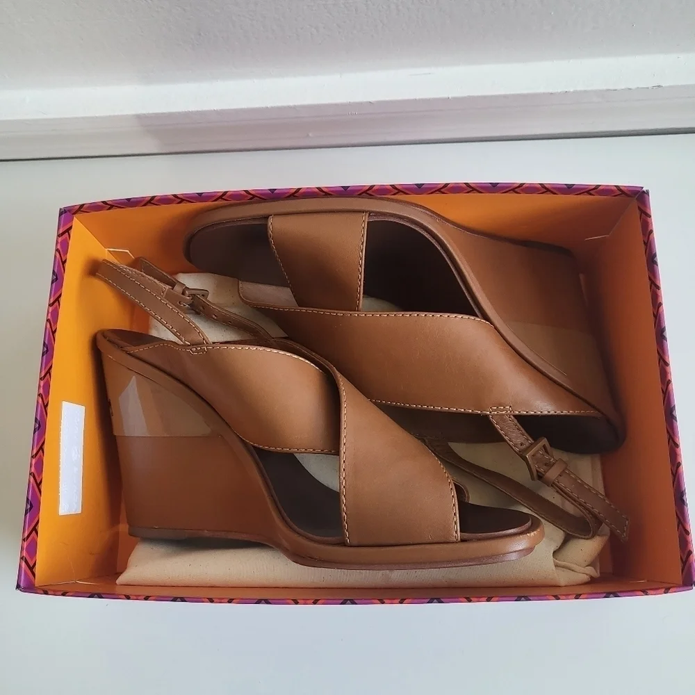 New Tory Burch Gabrielle 100 MM Royal Tan Wedge Sandal Size 7.5